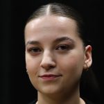 Portret około 20 letniej dziewczyny