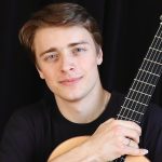 Portret około 25 letniego mężczyzny